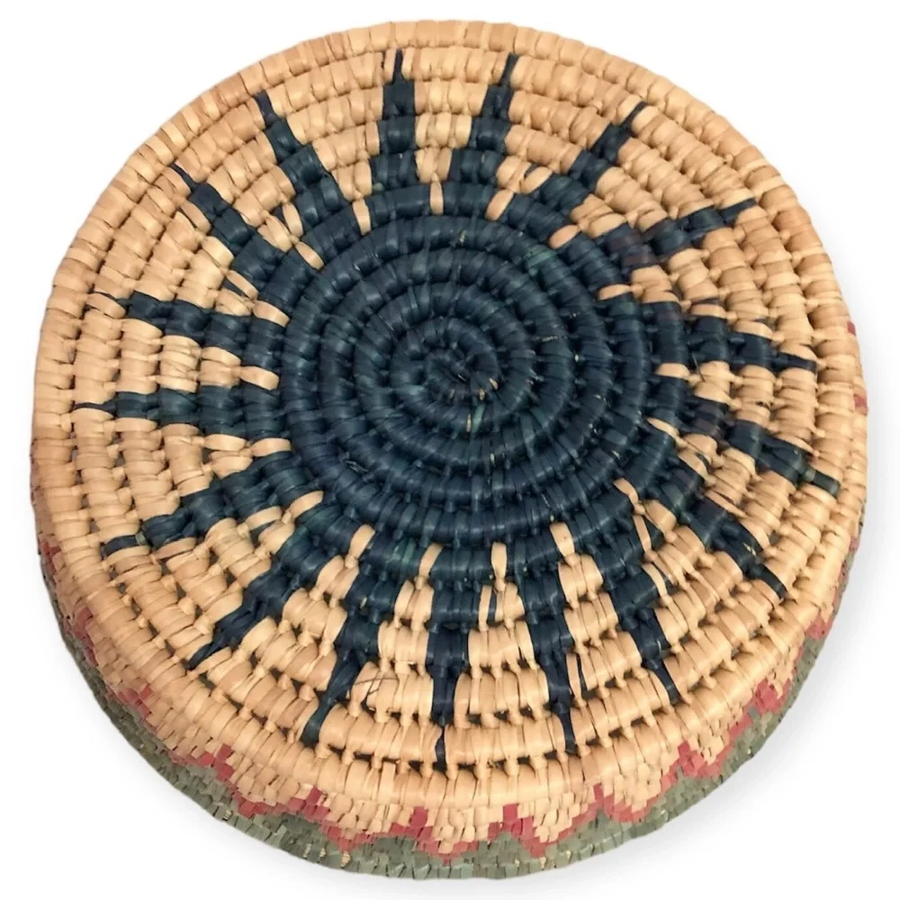 VTG Primitive Coil Basket Sweet Grass Hand Woven Star Boho Basket Bowl 9 inch